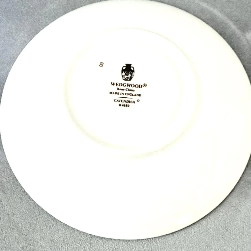 WEDGWOOD CAVENDISH pattern R4680 Cup and Saucer set Made in England Vintage - Picture 5 of 8